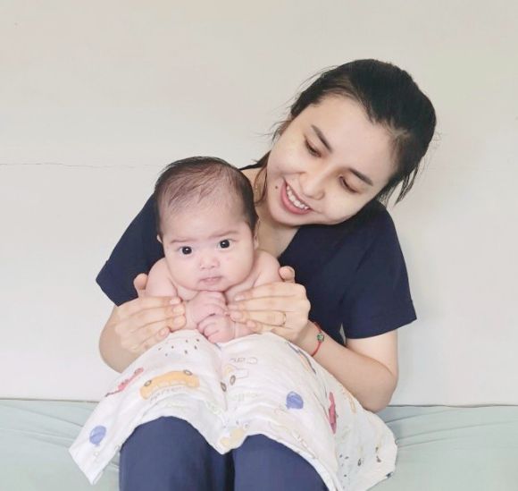 Chăm sóc mẹ và bé