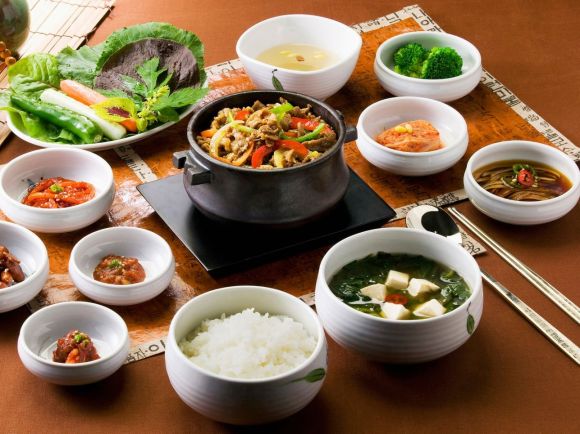 nhà hàng sushi