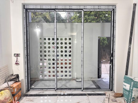 Cửa nhôm - Cửa cuốn
