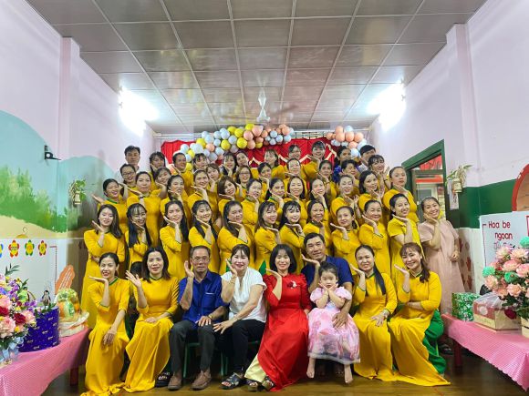 Mầm non