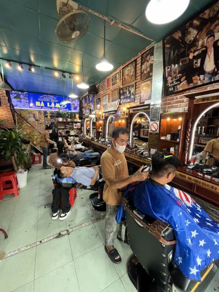 Salon làm tóc - Cắt tóc nam