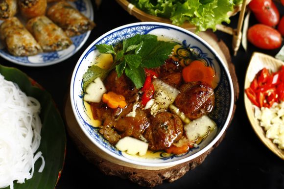 Ẩm thực