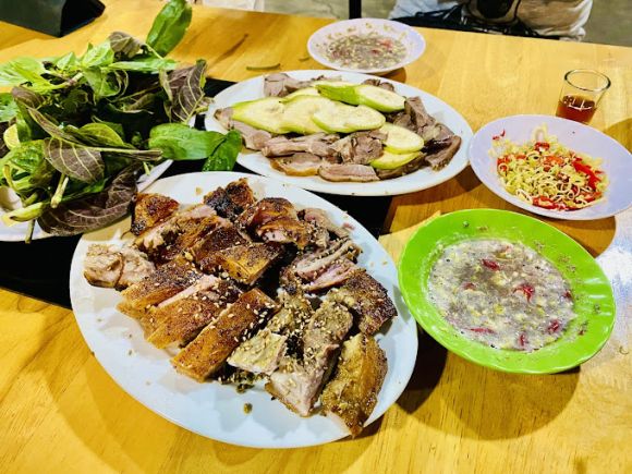 Ẩm thực