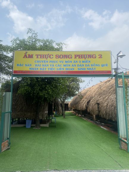 Nhà hàng