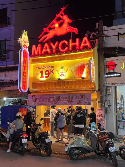 Thiết kế và thi công quảng cáo