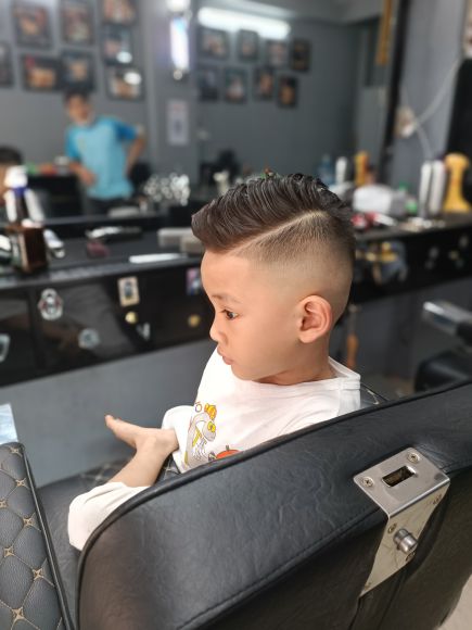 Salon làm tóc - Cắt tóc nam