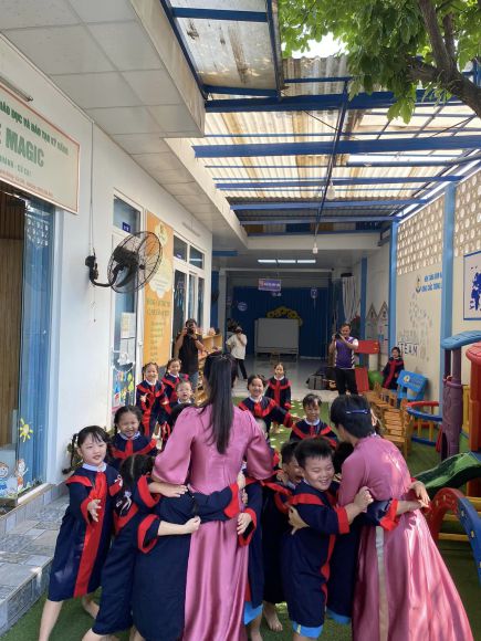 Mầm non