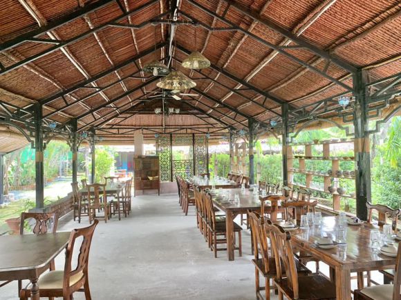 Nhà hàng