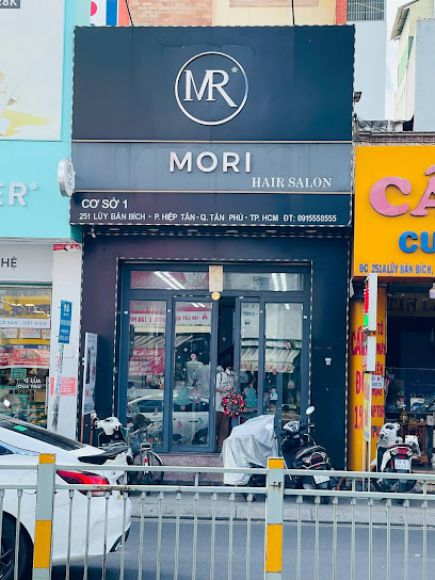 Salon làm tóc - Cắt tóc nam