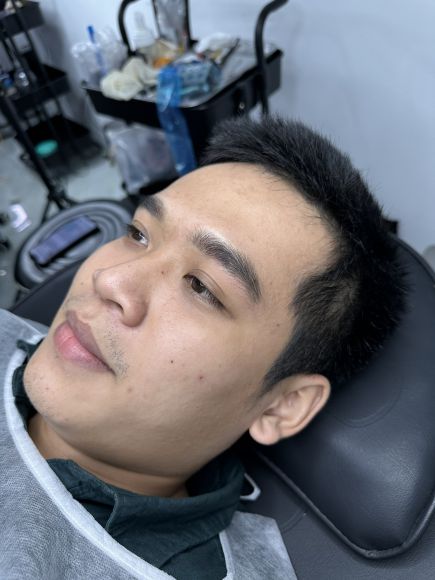 Thẩm mỹ viện - Phun xăm