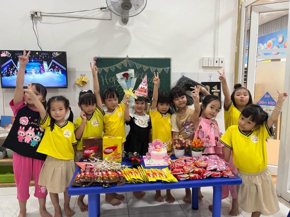 Mầm non