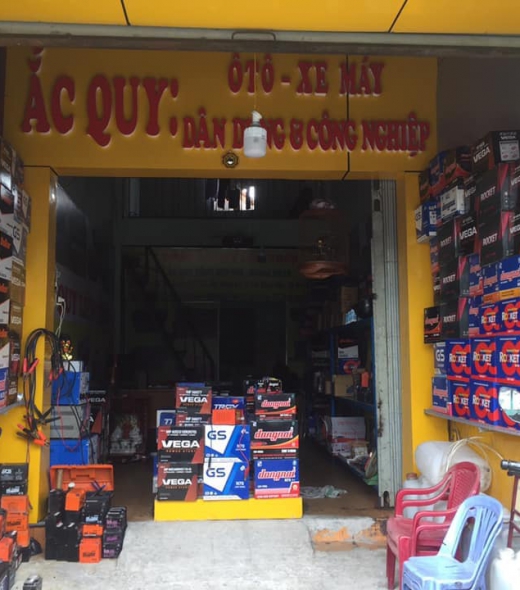 Dịch Vụ Cẩu Bình Ắc Quy Liên Thông - An Tâm Cho Sự Hoạt Động Liên Tục