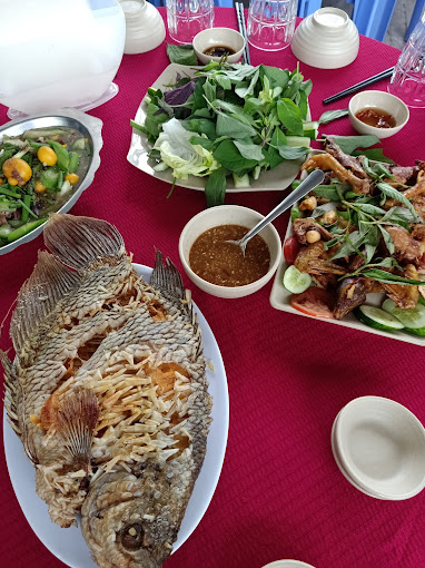 Quán Đồng Quê - Hòa Mình Vào Khung Cảnh Bình Dị, Thưởng Thức Hương Vị Gốc Rễ