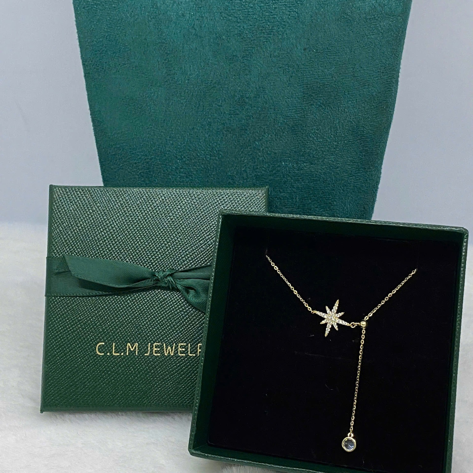 Dây Chuyền Thiết Kế Tinh Tế Tại Tân Phú: Điểm Đến Trang Sức C.L.M Cho Phong Cách Riêng