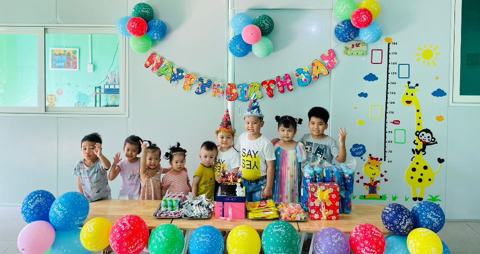 Mầm Non Hoa Ban Mai Xanh - Nơi ươm mầm những ước mơ xanh, chắp cánh tương lai tươi sáng