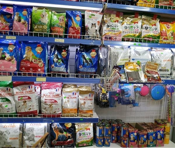 Top 3 Địa Chỉ Mua Thức ăn Thú Cưng Giá Rẻ Tại Quận 7 TP.HCM Năm 2023