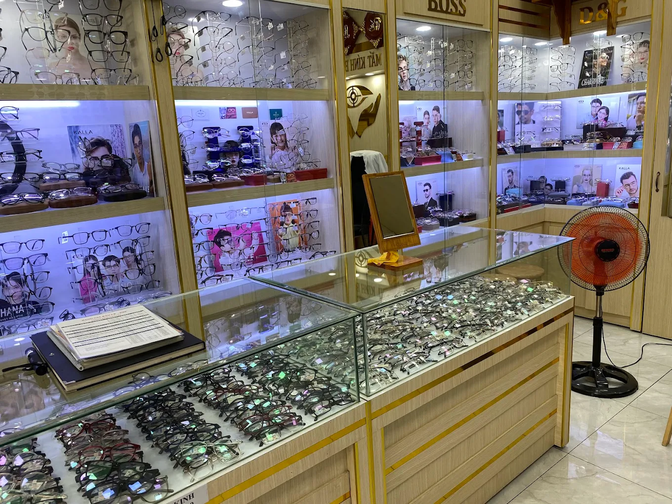 Top 3 cửa hàng mắt kính uy tín, giá hợp lý tại Hiệp Bình Chánh bạn nên biết