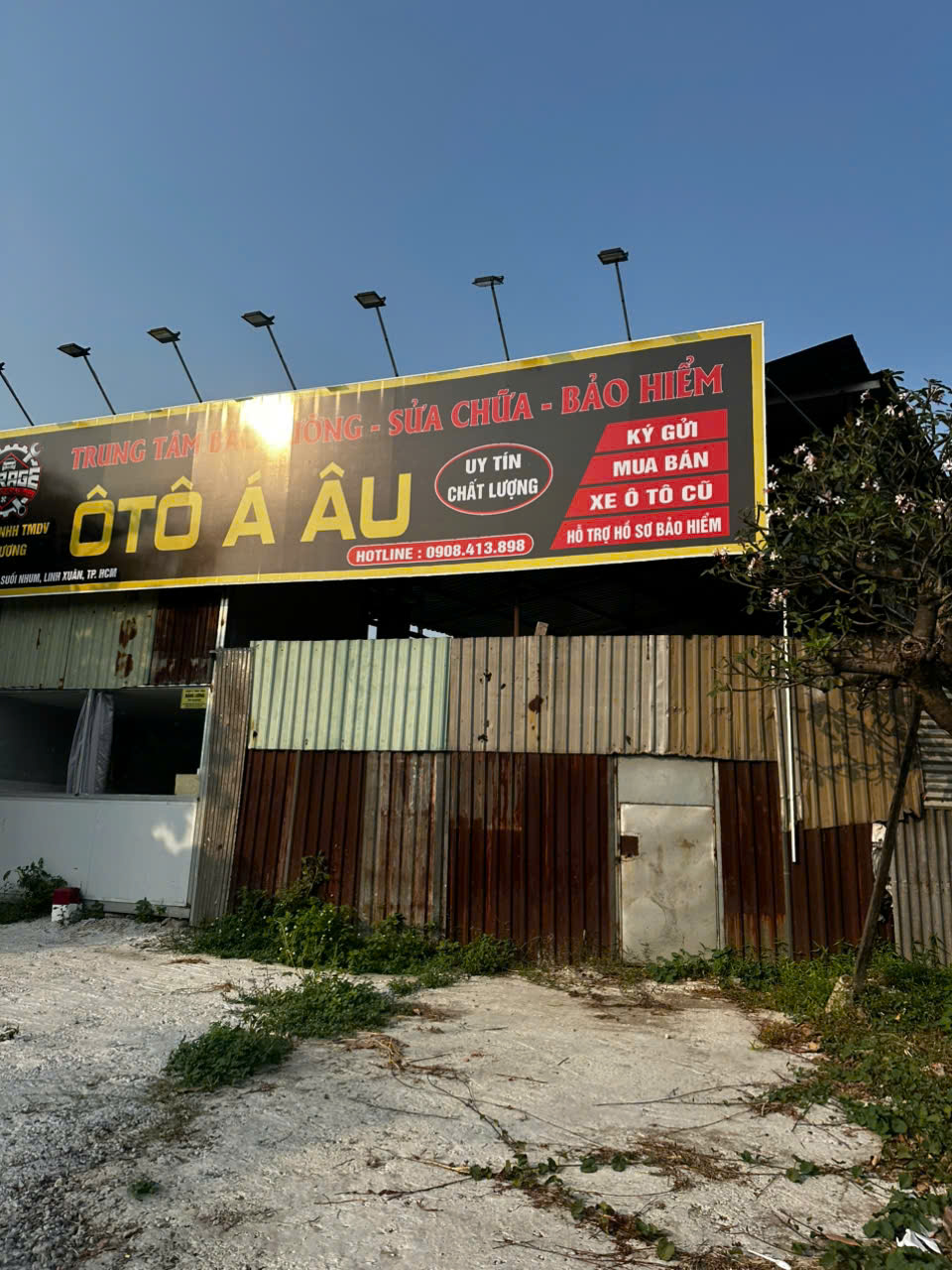 Thị Trường Ô Tô Cũ Tại Thủ Đức: Điểm Đến Tin Cậy Cho Mọi Giao Dịch Xe Đã Qua Sử Dụng