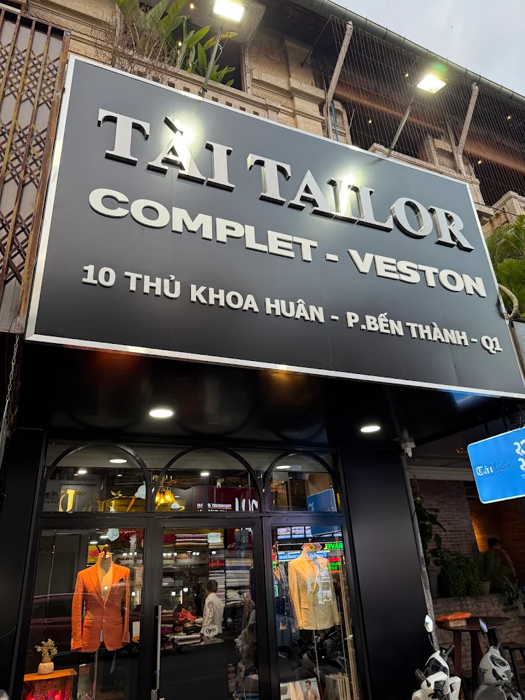 Top 3 địa chỉ may đo vest, complet uy tín tại Quận 1 TP.HCM