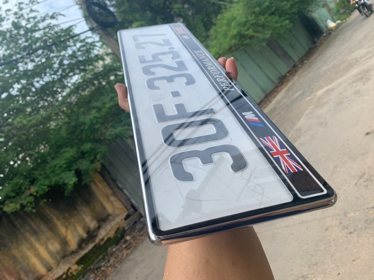 Top 3 đơn vị gò biển số ô tô, xe máy uy tín tại Biên Hòa