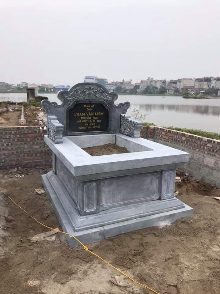 Top 3 đơn vị chuyên thi công mộ đá thiên thu uy tín tại Tp. Hồ Chí Minh