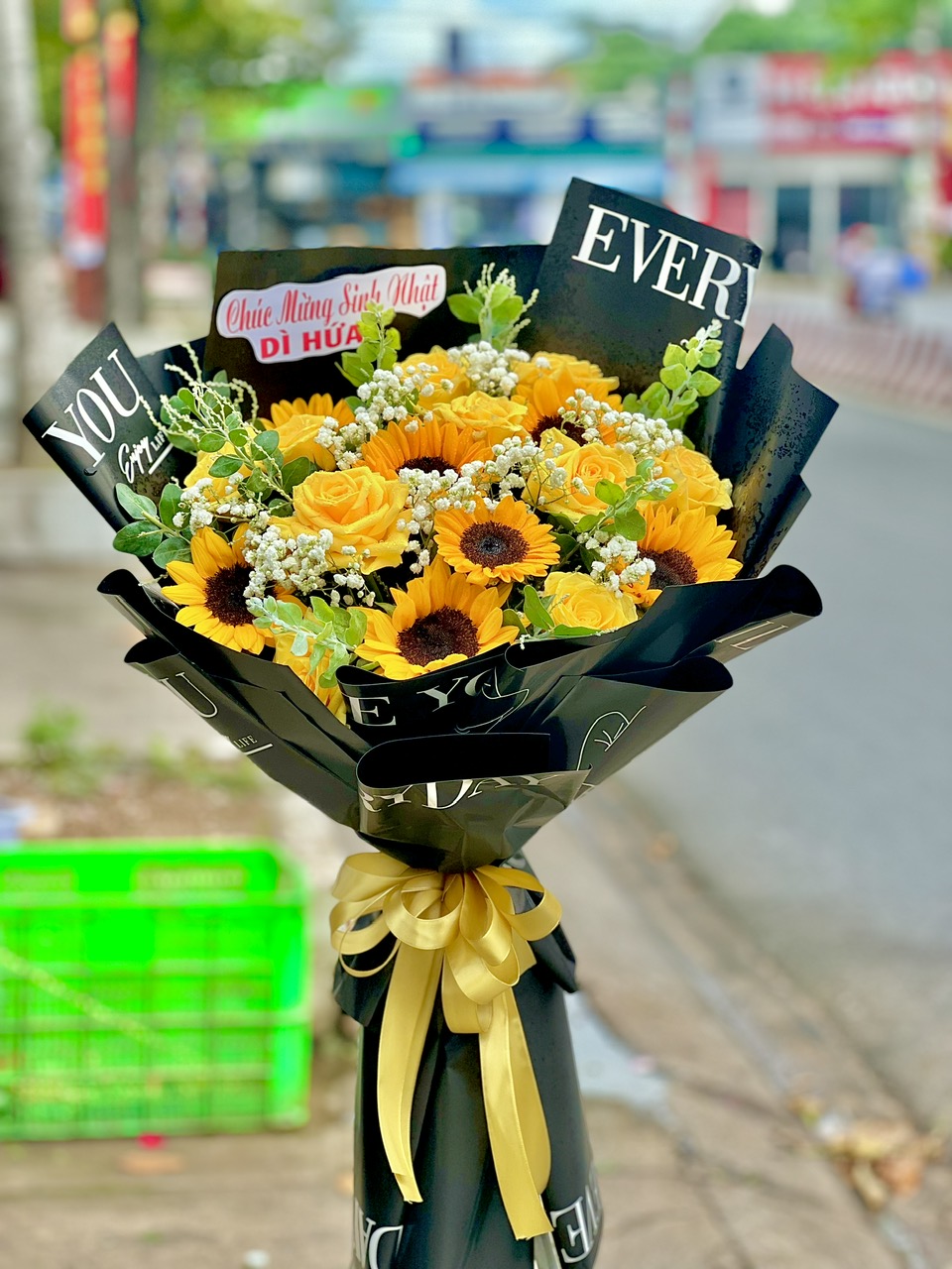 TOP CÁC CỬA HÀNG HOA UY TÍN NHẤT TẠI DĨ AN