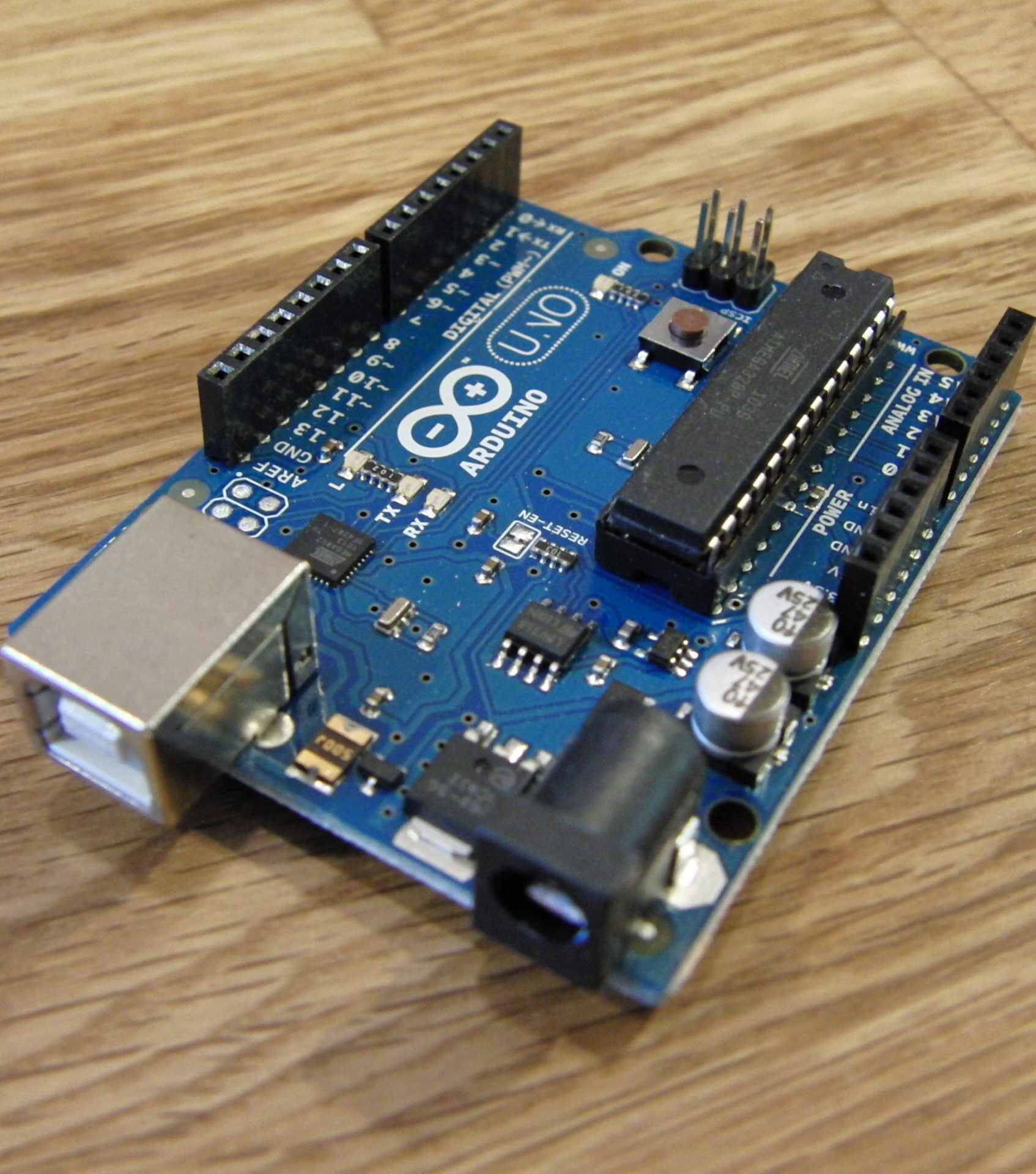 DOANH NGHIỆP CHUYÊN CUNG CẤP LINH KIỆN ĐIỆN TỬ VÀ HỖ TRỢ SINH VIÊN LÀM ĐỒ ÁN