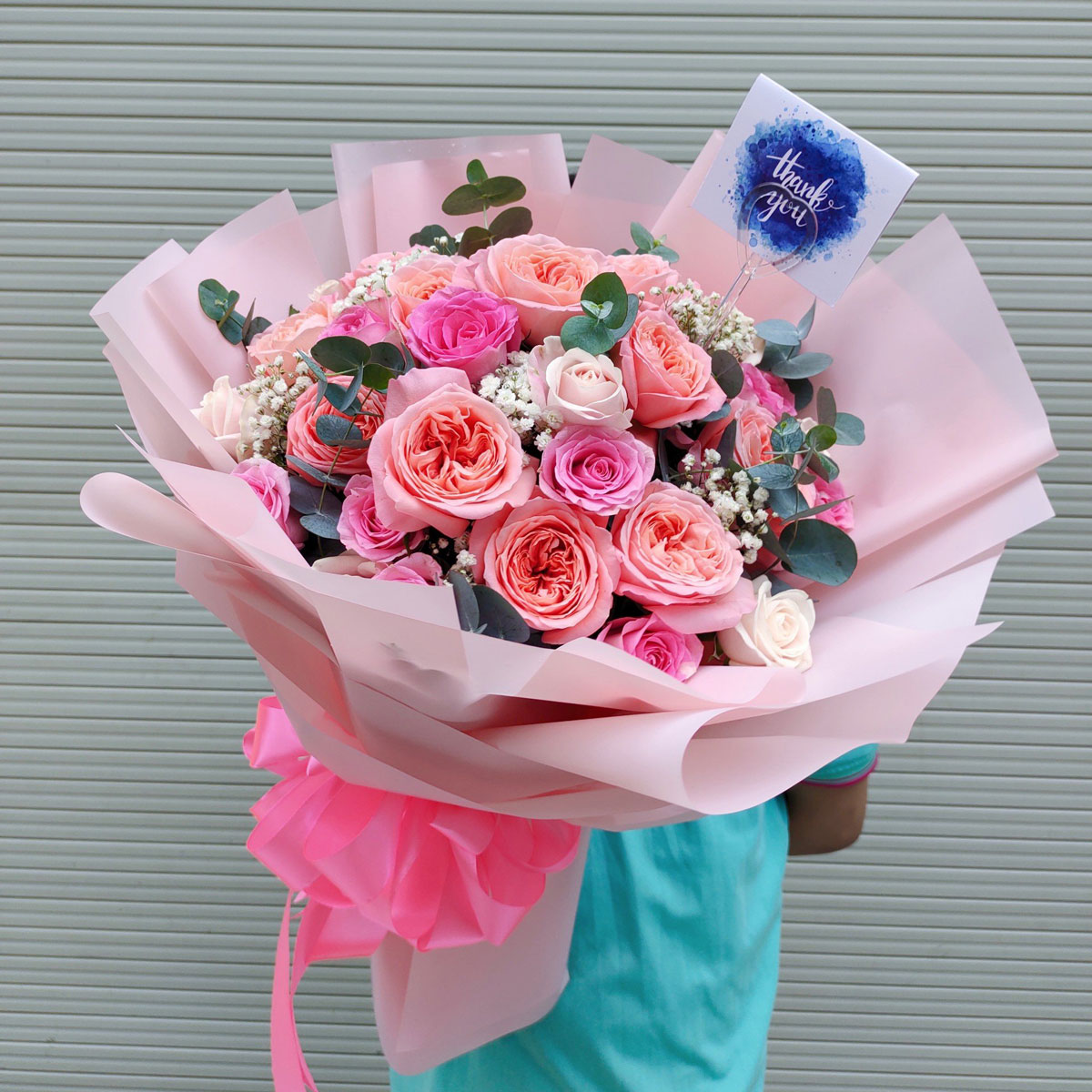 Top 3 cửa hàng kinh doanh hoa tươi uy tín tại Quận 12 - Mang đến vẻ đẹp tự nhiên và tinh tế