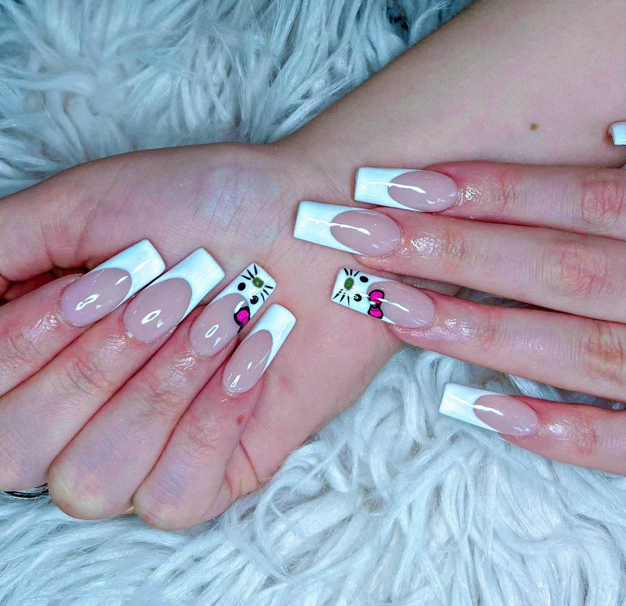 Làm Nails Đẹp ở Thủ Đức - Illium Hair Salon Beauty