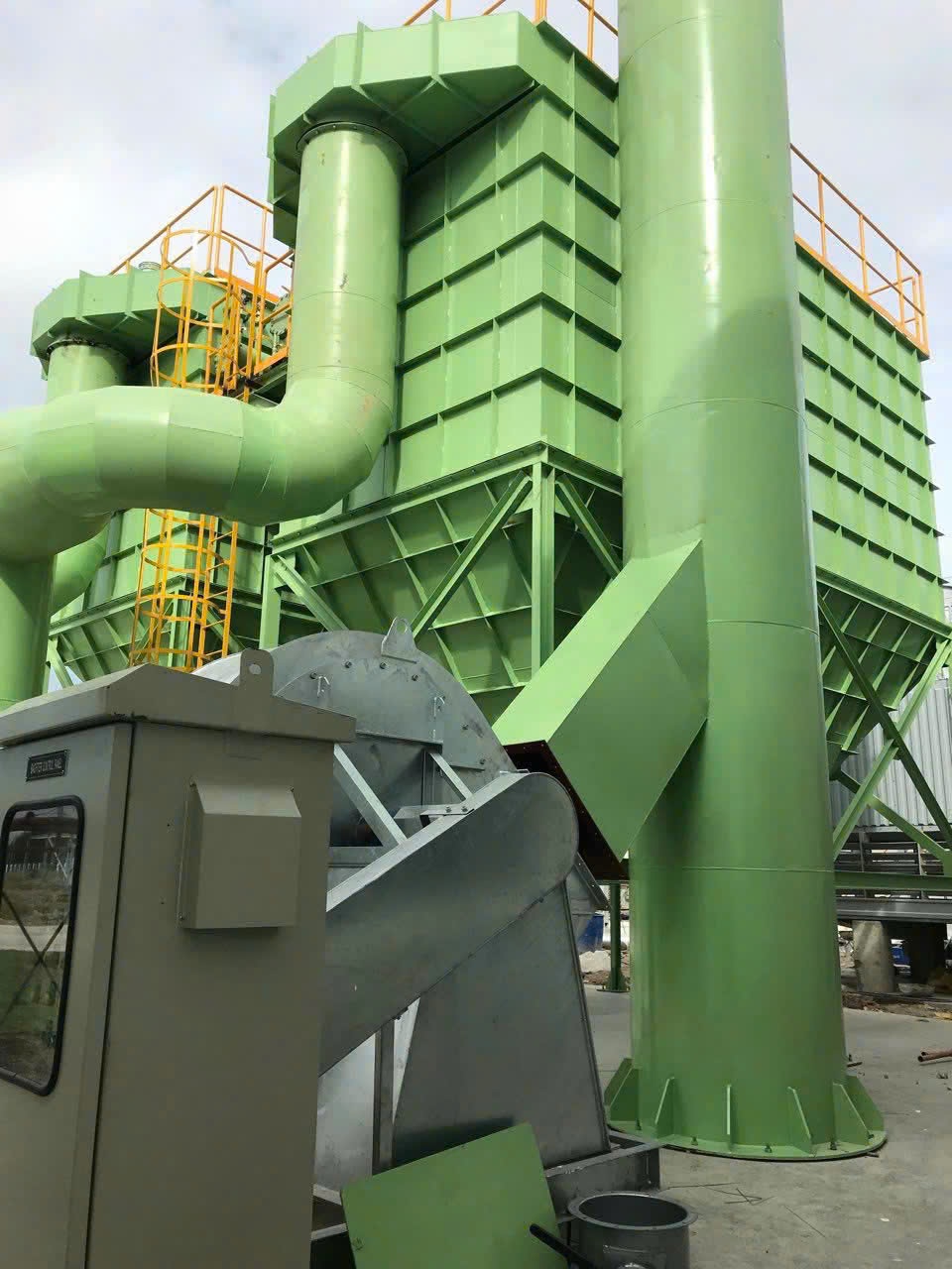 Top 3 Địa Chỉ Uy Tín Cung Cấp Quạt Công Trình Chất Lượng Cao Tại Đồng Nai