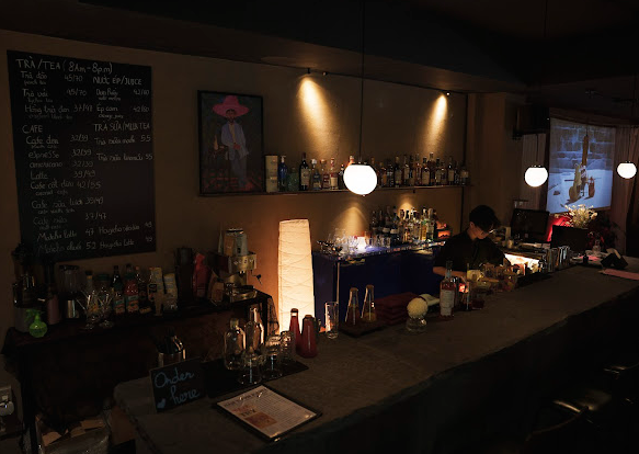 Top 3 Cafe Bar Được Giới Trẻ Yêu Thích Tại TP.HCM – Không Gian Chill, Đồ Uống Chất Lượng