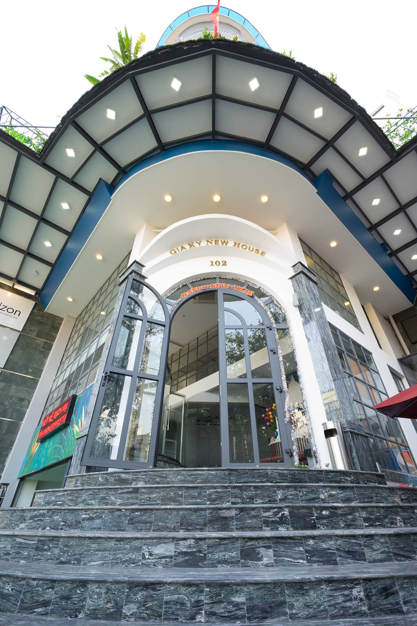 Khám Phá Không Gian Sống Tối Giản và Tiện Nghi Tại Gia Kỷ New House