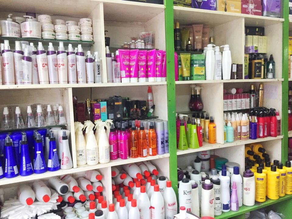 Top 3 Cửa Hàng Phụ Liệu Mỹ Phẩm Uy Tín Tại Tam Bình, Thủ Đức: Sự Lựa Chọn Hoàn Hảo Cho Phái Đẹp