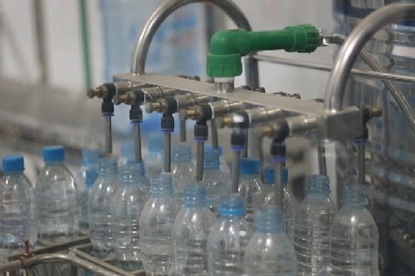 KHÁM PHÁ TOP 3  NƯỚC UÔNG TINH KHIẾT ĐÓNG CHAI UY TÍN, CHẤT LƯỢNG ĐƯỢC NGƯỜI DÂN ƯA CHUỘNG TẠI THÀNH PHỐ HỒ CHÍ MINH