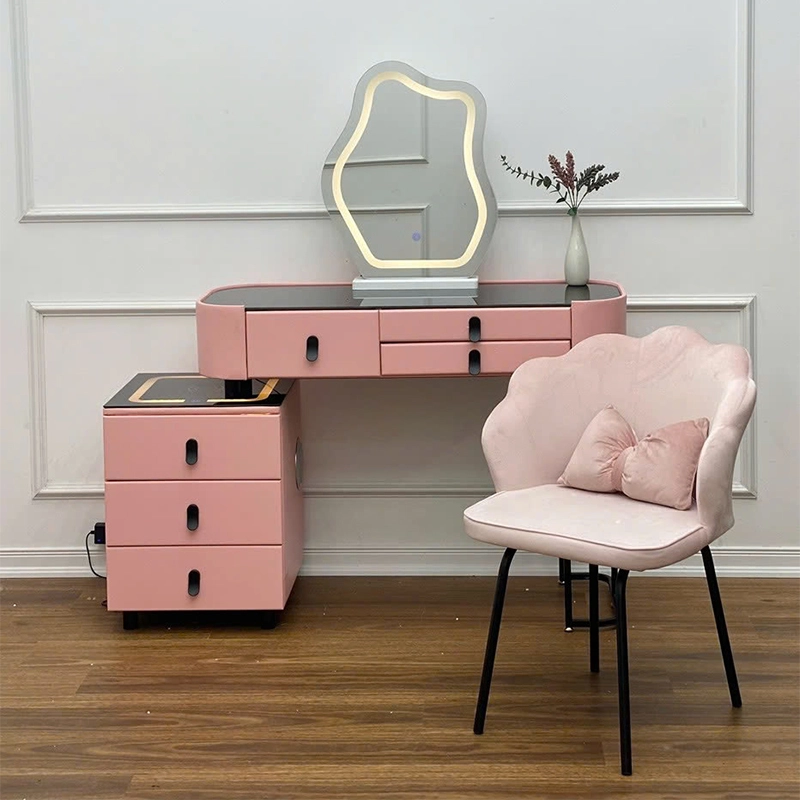 BÀN TRANG ĐIỂM NHẬP KHẨU CÓ GÌ ĐẶC BIỆT? TÌM HIỂU NGAY!