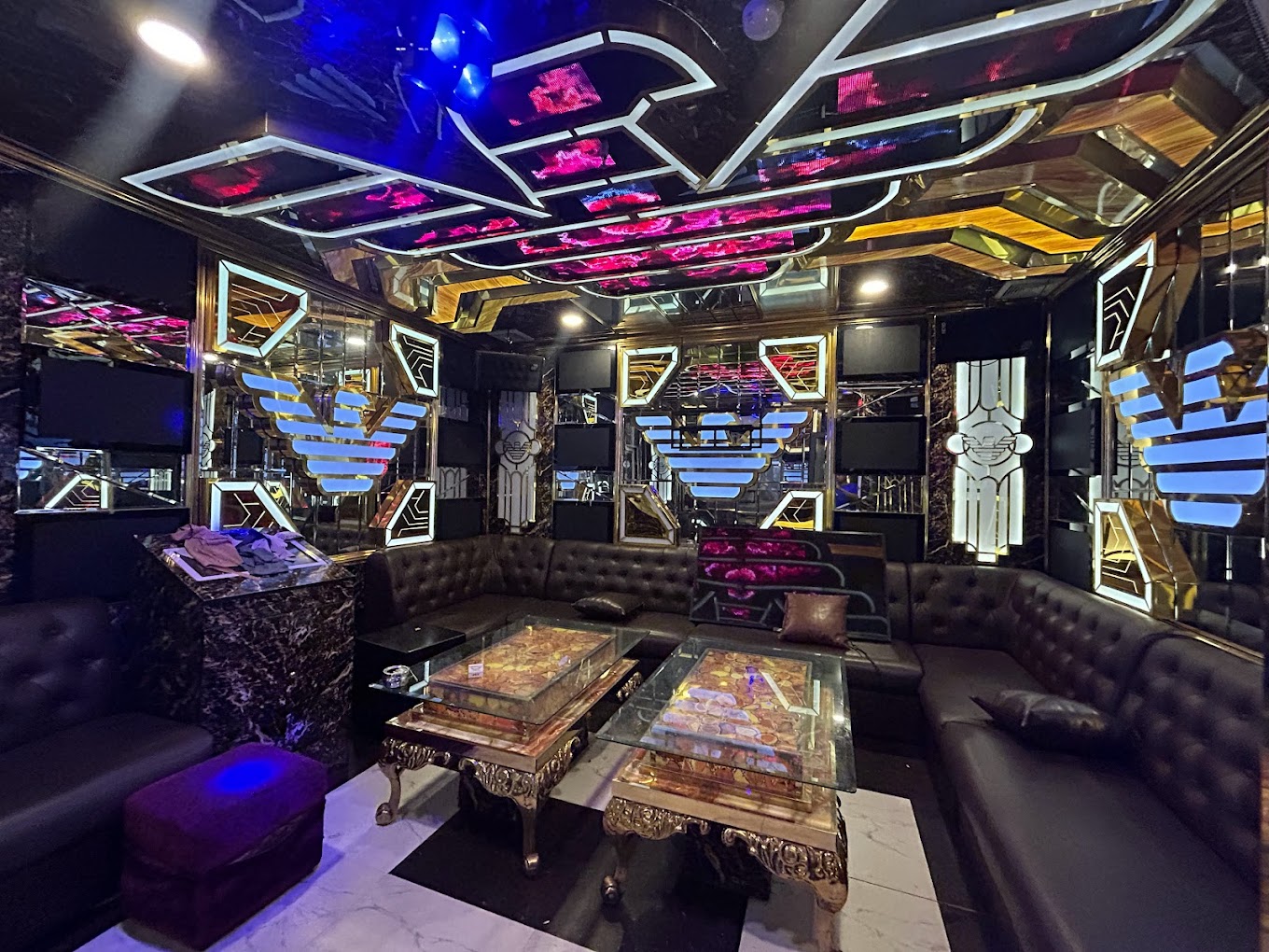 TOP 3 QUÁN KARAOKE NỔI TIẾNG NHẤT QUẬN 7