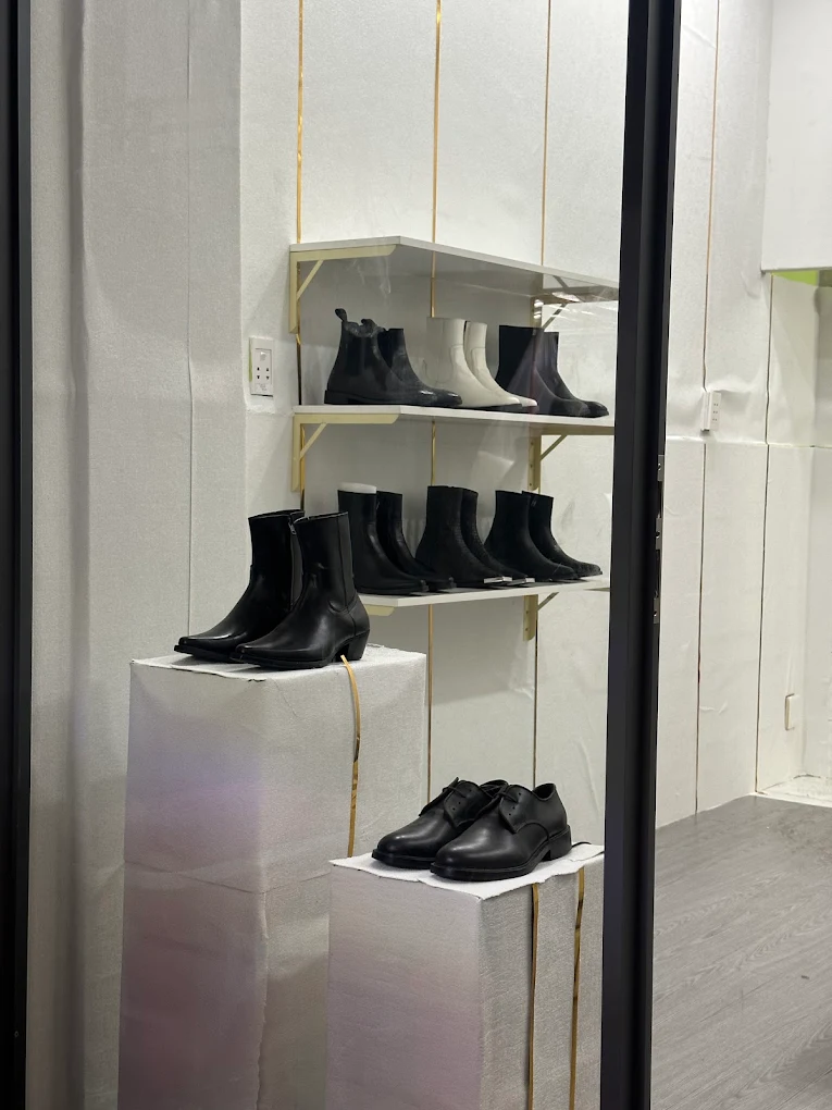 Top 3 Cửa Hàng Bán Giày Dép Uy Tín Tại Gò Vấp – Sự Lựa Chọn Hoàn Hảo Cho Phong Cách Và Chất Lượng