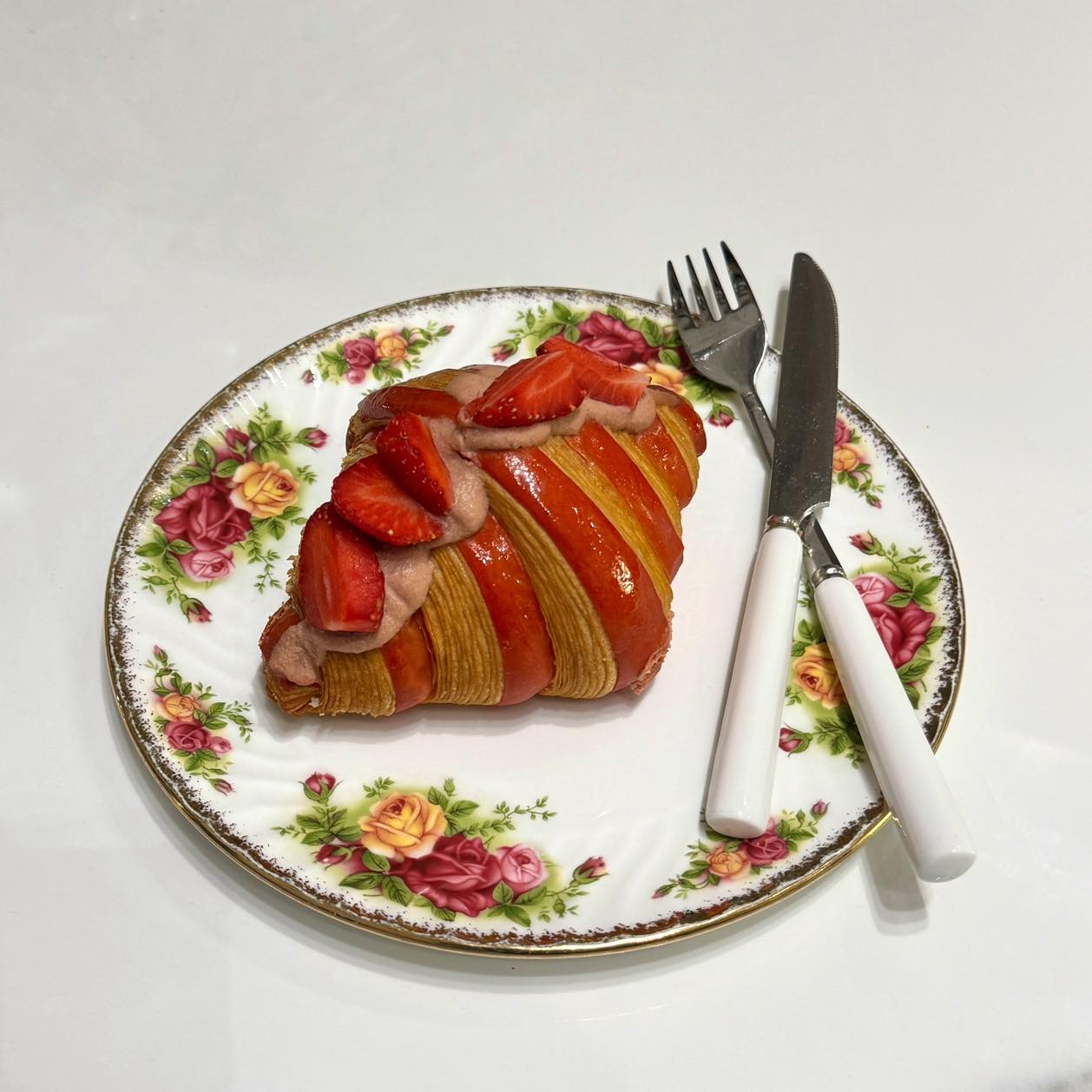 Top 3 Tiệm Bánh Ngọt Được Yêu Thích Nhất Tại TP.HCM