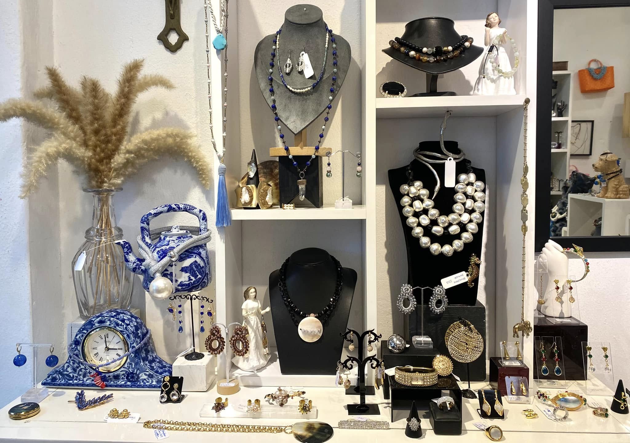 Top 3 Cửa Hàng Phụ Kiện “Xịn Xò” Tại TP. Hồ Chí Minh Không Thể Bỏ Qua