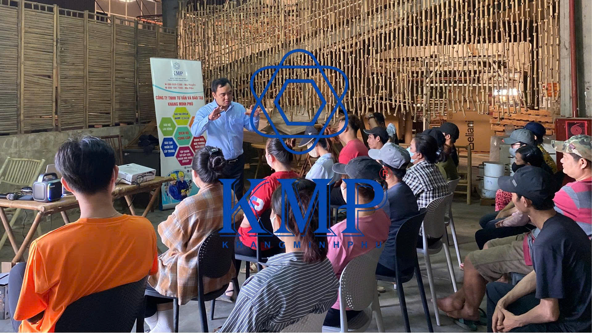 Top 3 Ưu Điểm Vượt Trội Của antoanlaodongkmp.vn – Giải Pháp An Toàn Lao Động Toàn Diện Cho Doanh Nghiệp