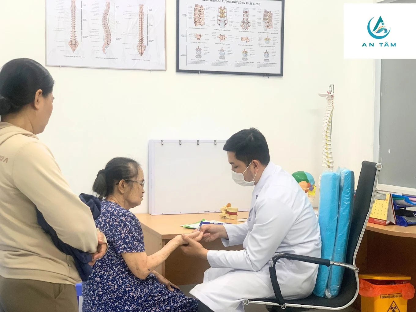 ⭐ TOP 3 PHÒNG KHÁM VẬT LÝ TRỊ LIỆU UY TÍN TẠI HÓC MÔN