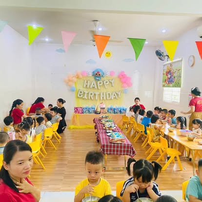 Review Mầm Non Ong Vàng – Bee Preschool: Môi Trường Học Tập Yêu Thương, Khuyến Khích Bé Khám Phá