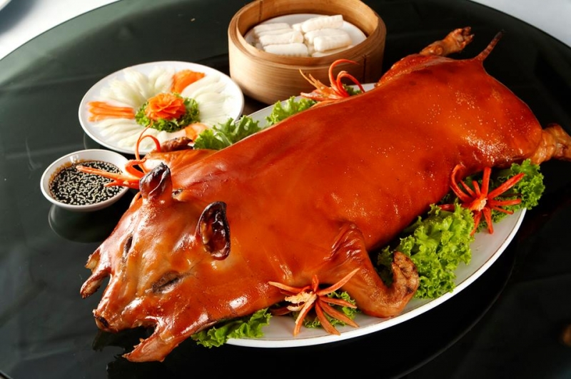 Heo sữa quay tại Đà Nẵng giá rẻ loại 3kg - 3,4kg