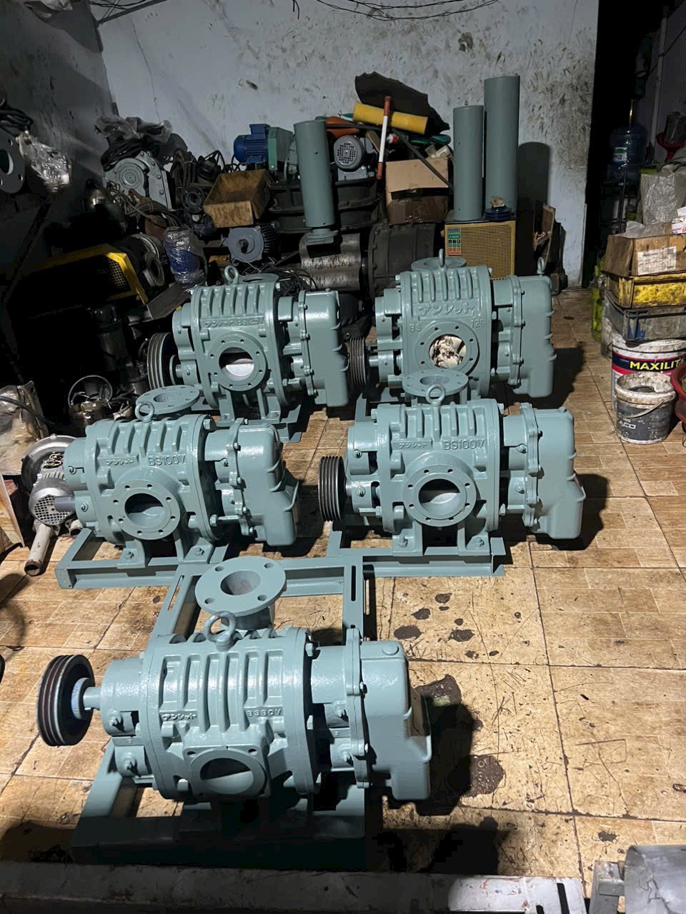 Giới thiệu Máy Thổi Khí BS 125: Giải Pháp Hiệu Quả Cho Xử Lý Nước Thải và Thủy Sản Từ CÔNG TY TNHH THẾ GIỚI BƠM THIÊN ÂN