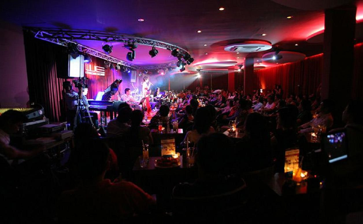 Top 3 phòng trà ở Sài Gòn cực Chill không gian đẹp