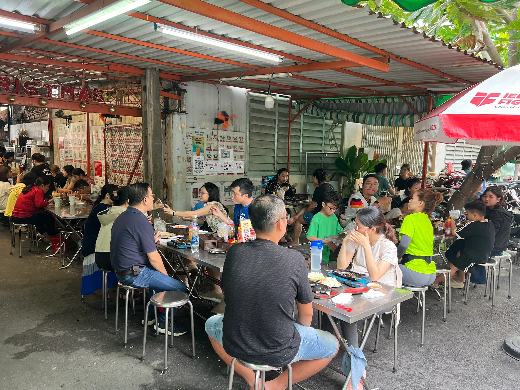 bò né quận 11 mở cửa sáng sớm