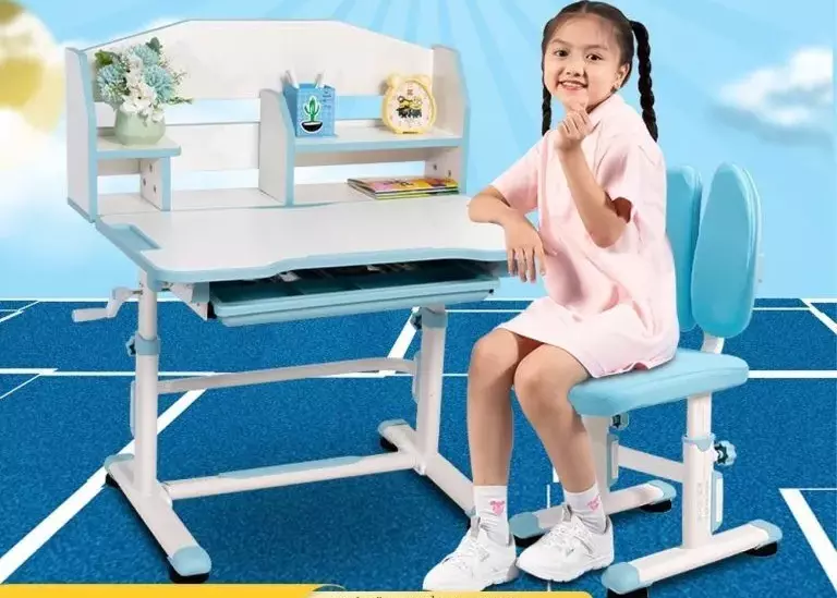 Top 3 đơn vị cung cấp bàn ghế thông minh tại khu vực quận 10