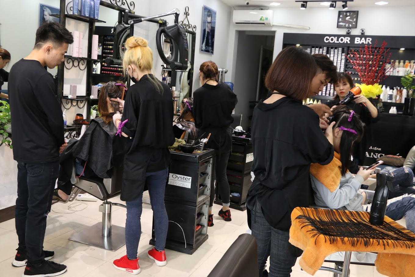 Top 3 Hair Salon Dẫn Đầu Xu Hướng Làm Đẹp tại Quận 4