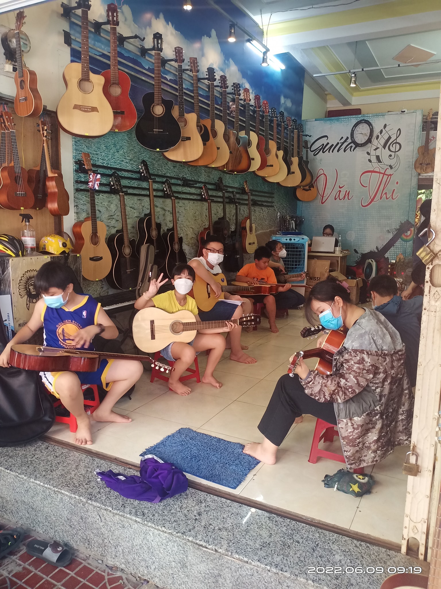 Phát hiện địa điểm Guitar tại Quy Nhơn với nhiều mẫu và thầy dạy cực có tâm