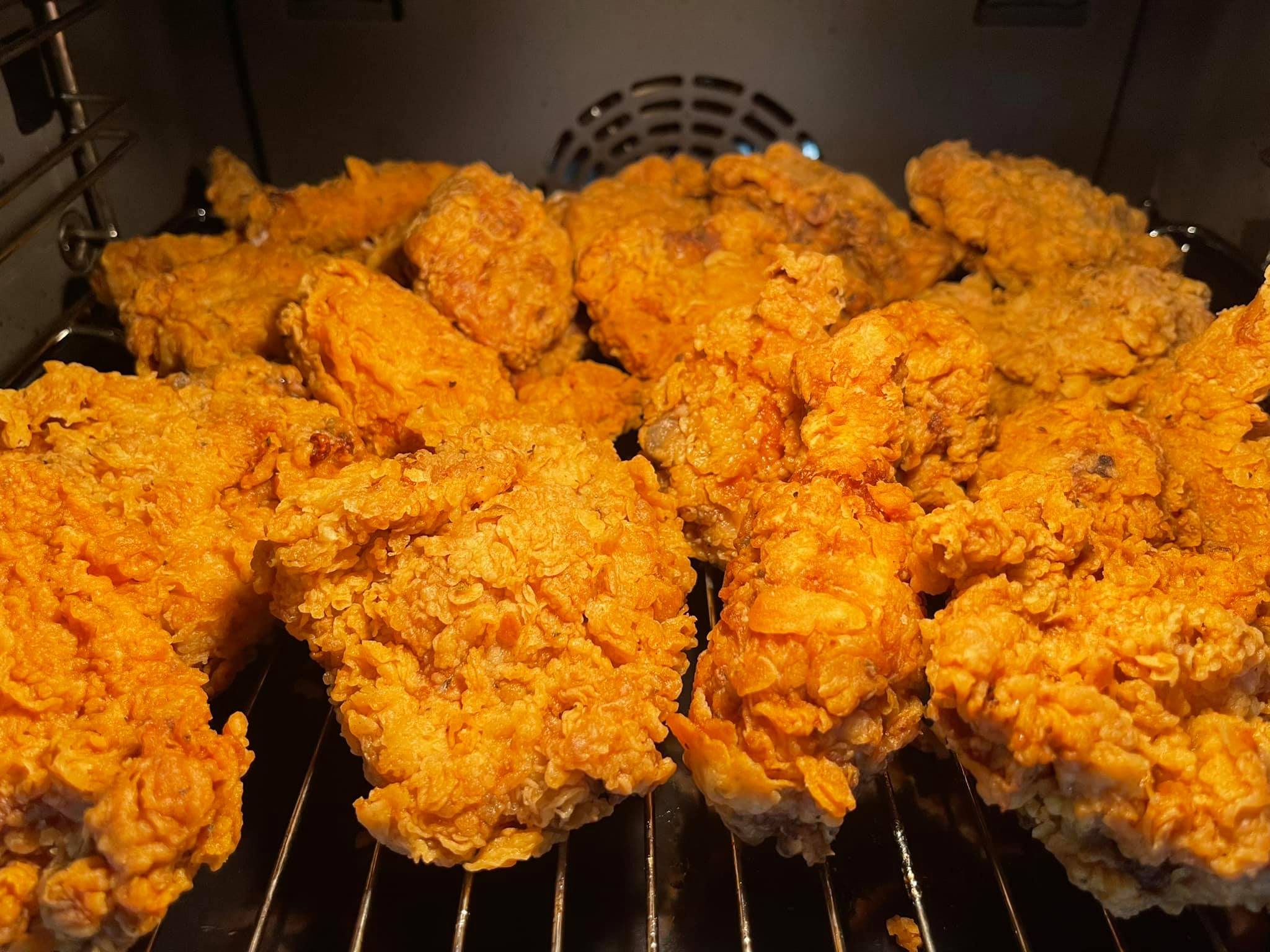 Địa điểm gà rán thơm ngon tại quận 12